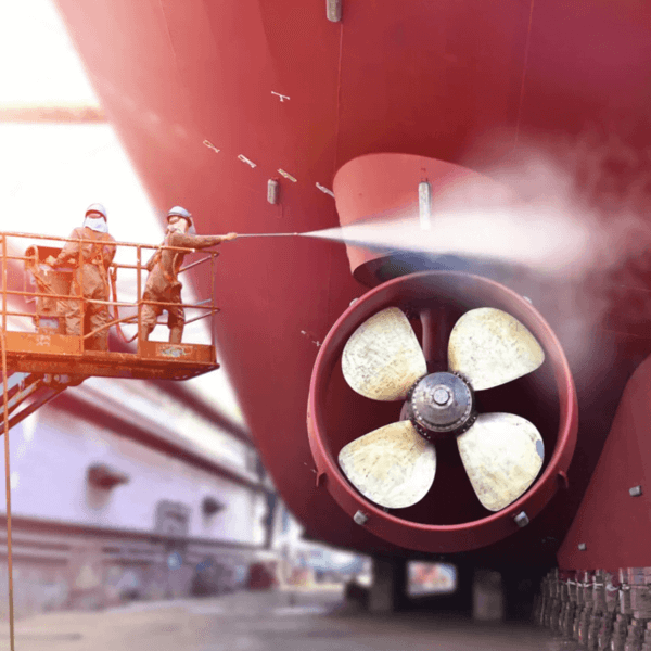 Aliağa'da Gemi Temizliği : Kapak Görseli